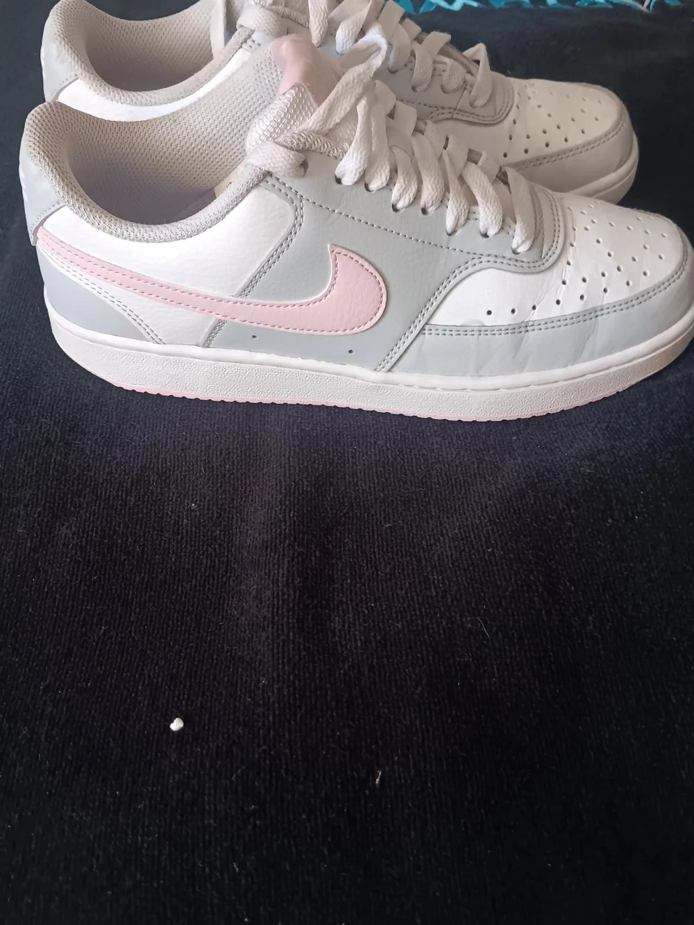 Nike Kids' Casual Sneakers in Light Pink and White